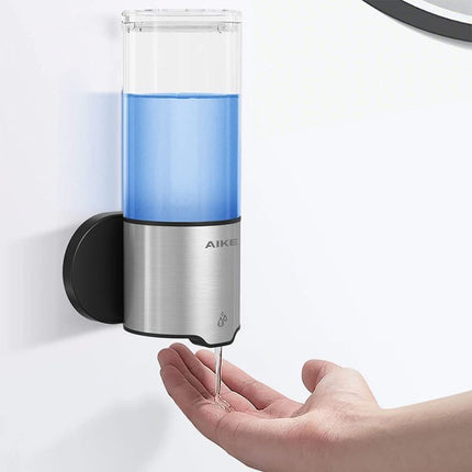 Dispenser sapone automatico da parete.