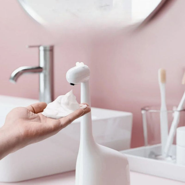 Dispenser sapone automatico a giraffa