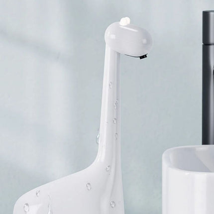 Dispenser sapone automatico a giraffa
